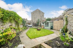 Rear Gardens- click for photo gallery